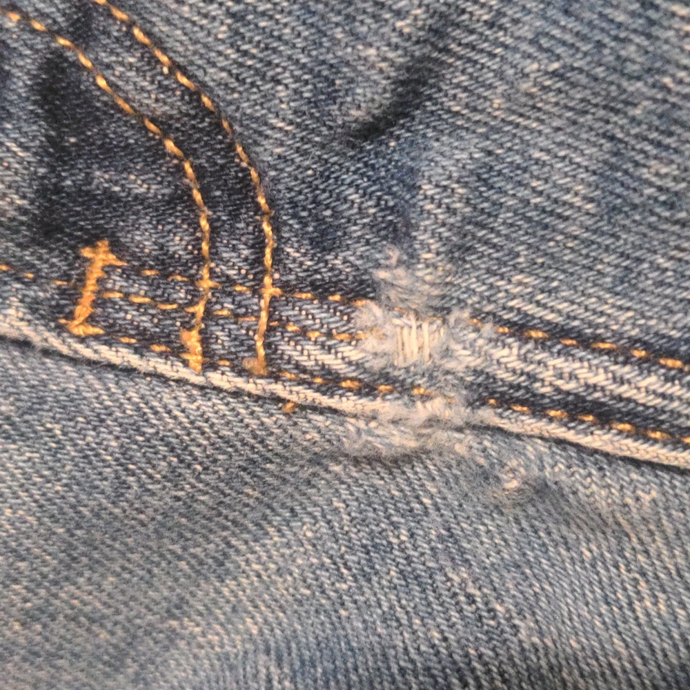 Old Navy Light Blue Frayed Hem High Rise Denim Jeans. Size 10 P - Picture 8 of 8